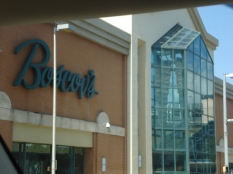 The Steamtown Mall ft. Boscov's Department store (where Pam & Phyllis bought their outfits in Casual Friday)